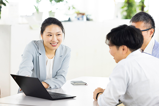 人事企画・戦略担当（リーダー）／労務管理・規定管理・人事施策／自社内勤務／400～600万円_AS50305